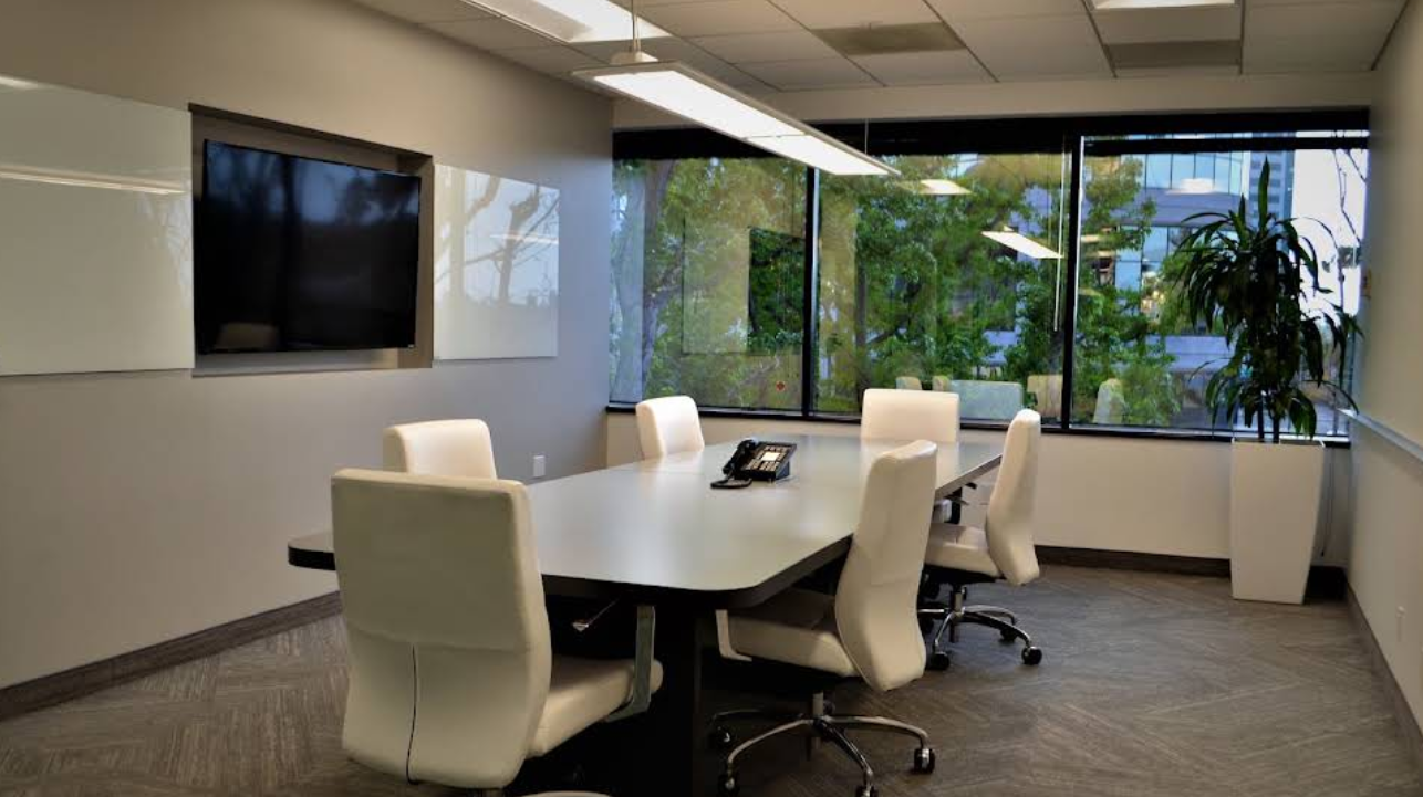 Criminal Defense Lawyer California image